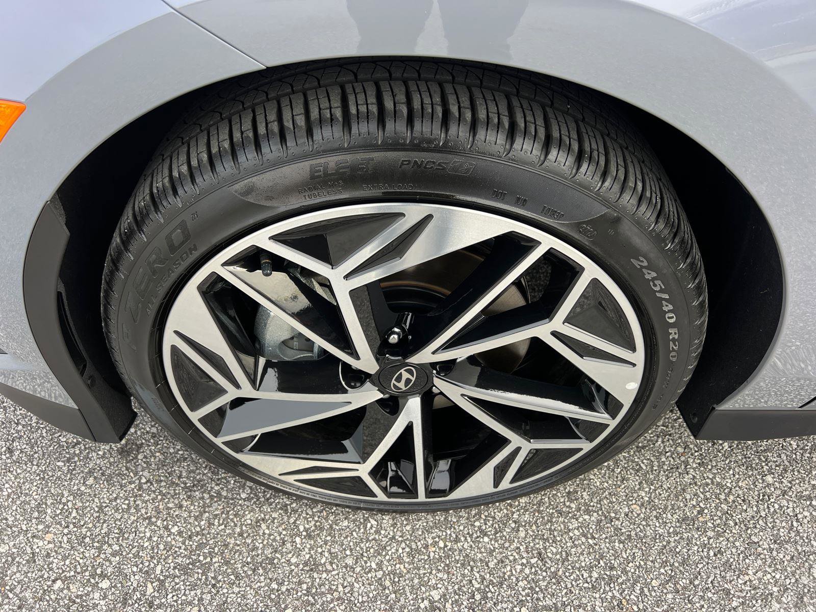 Used 2025 Hyundai Ioniq 6 SEL image 11