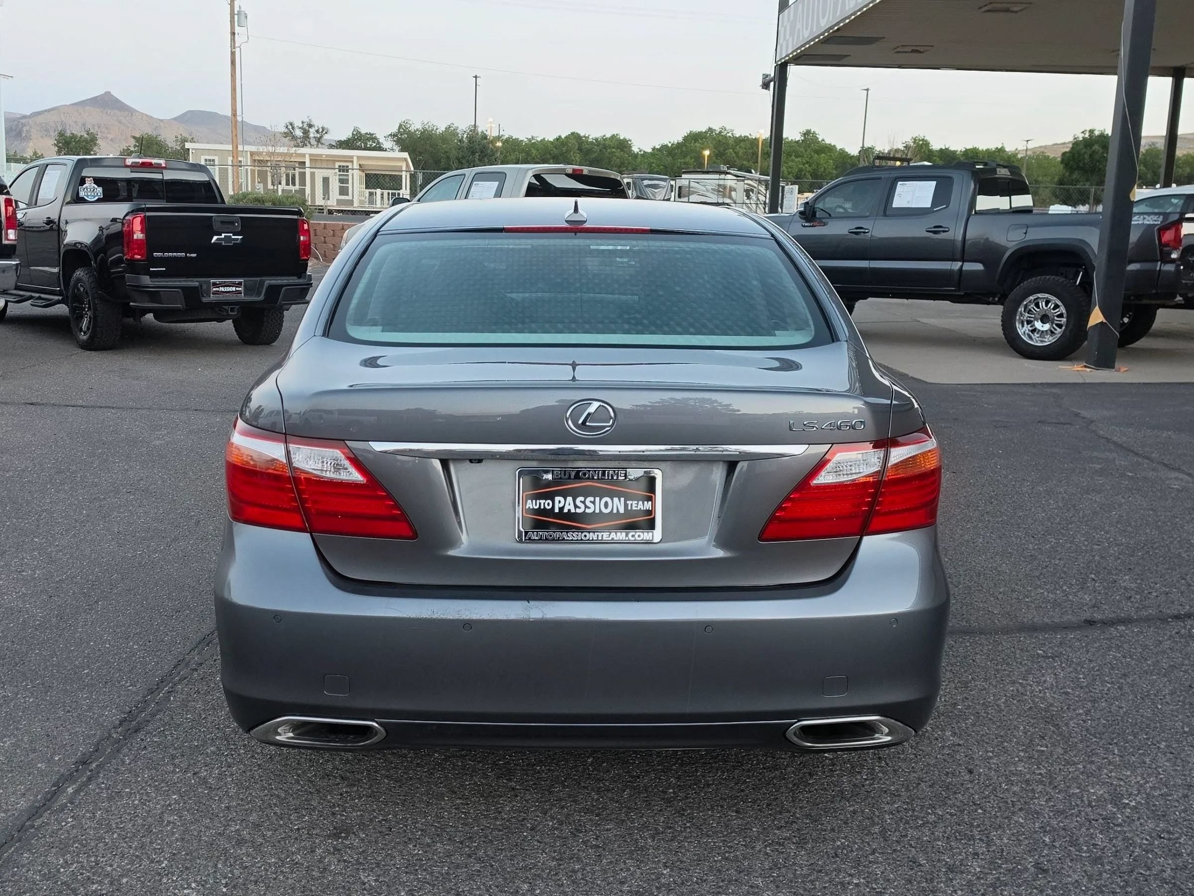 Used 2012 Lexus LS 460 w/ Luxury Value Edition RWD image 4