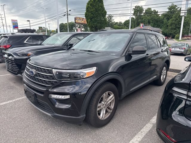 Used 2022 Ford Explorer XLT w/ Equipment Group 202A AWD/4WD image 1