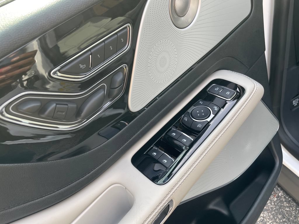 New 2026 Lincoln Aviator Reserve AWD/4WD image 7