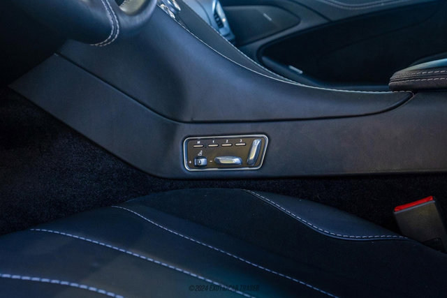Used 2014 Aston Martin Vanquish Coupe image 21