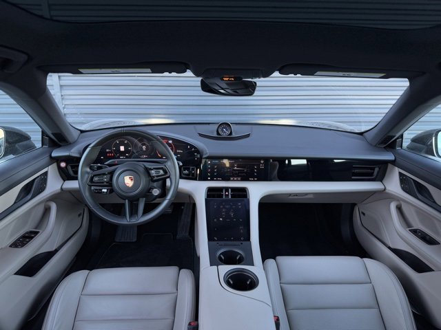 Used 2024 Porsche Taycan 4S image 16