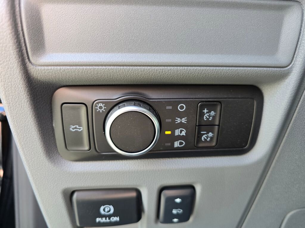 New 2025 Ford F150 Lightning Flash AWD/4WD image 18