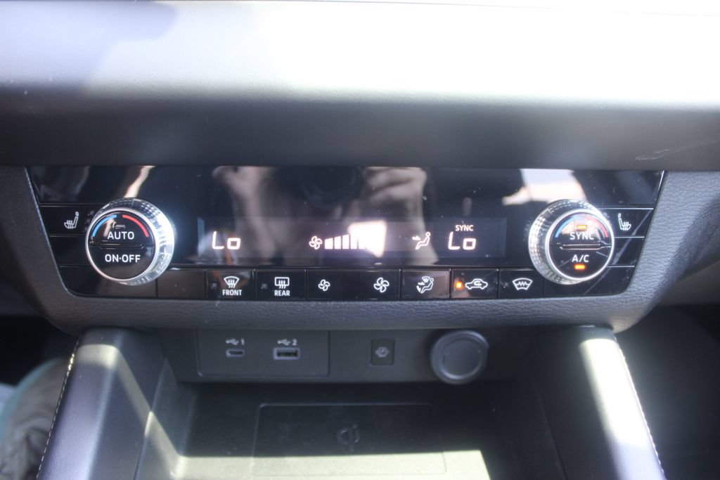 Used 2026 Nissan Rogue SL AWD/4WD image 51