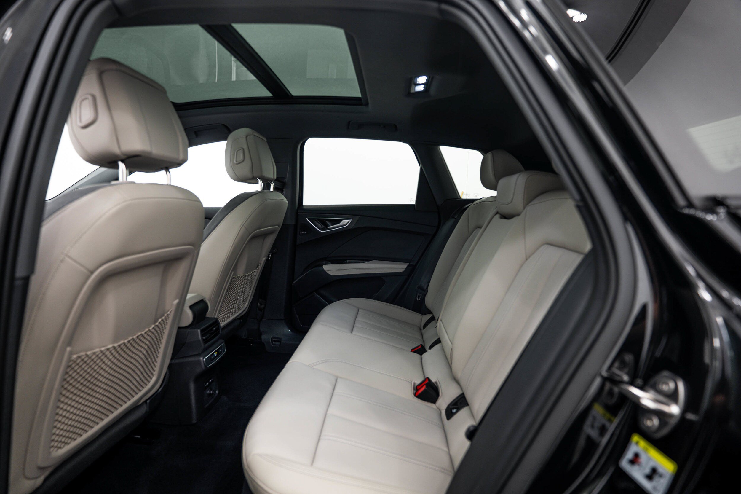 Certified 2023 Audi Q4 e-tron Prestige AWD/4WD image 15
