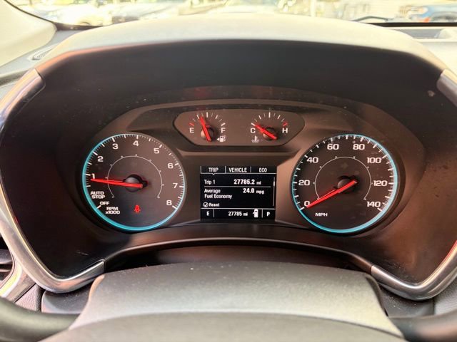 Used 2021 Chevrolet Equinox LS w/ LPO, Floor Liner Package FWD image 20