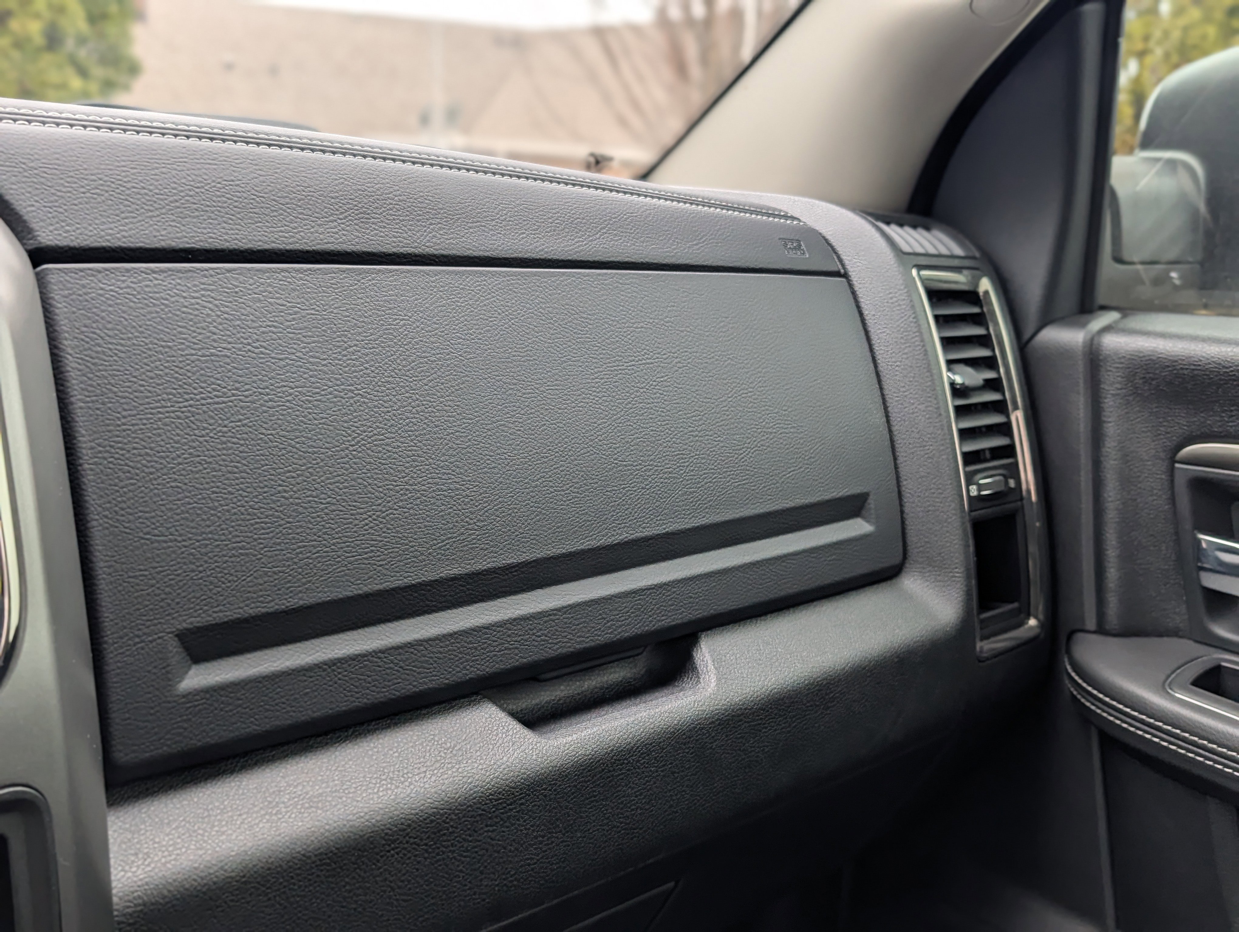 Used 2017 RAM 1500 Sport w/ Black Ram 1500 Sport Group image 17