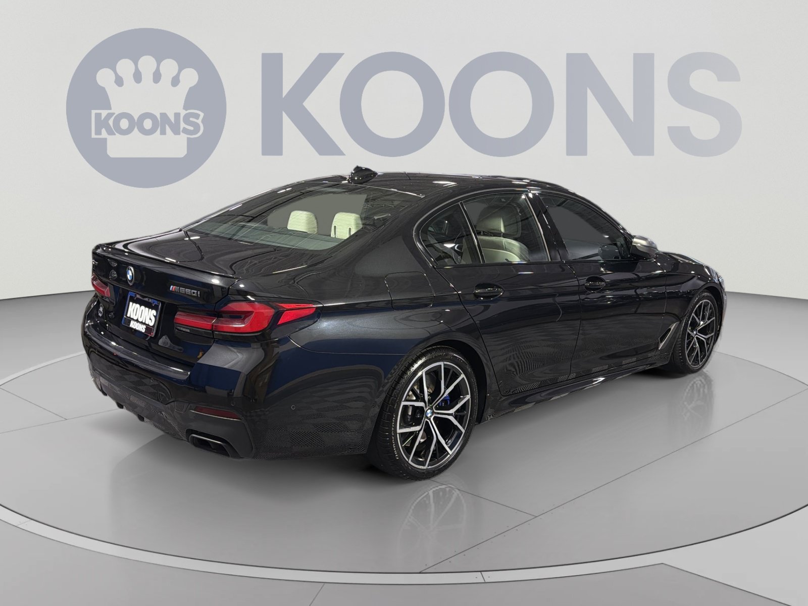 Used 2023 BMW M550i xDrive AWD/4WD image 7