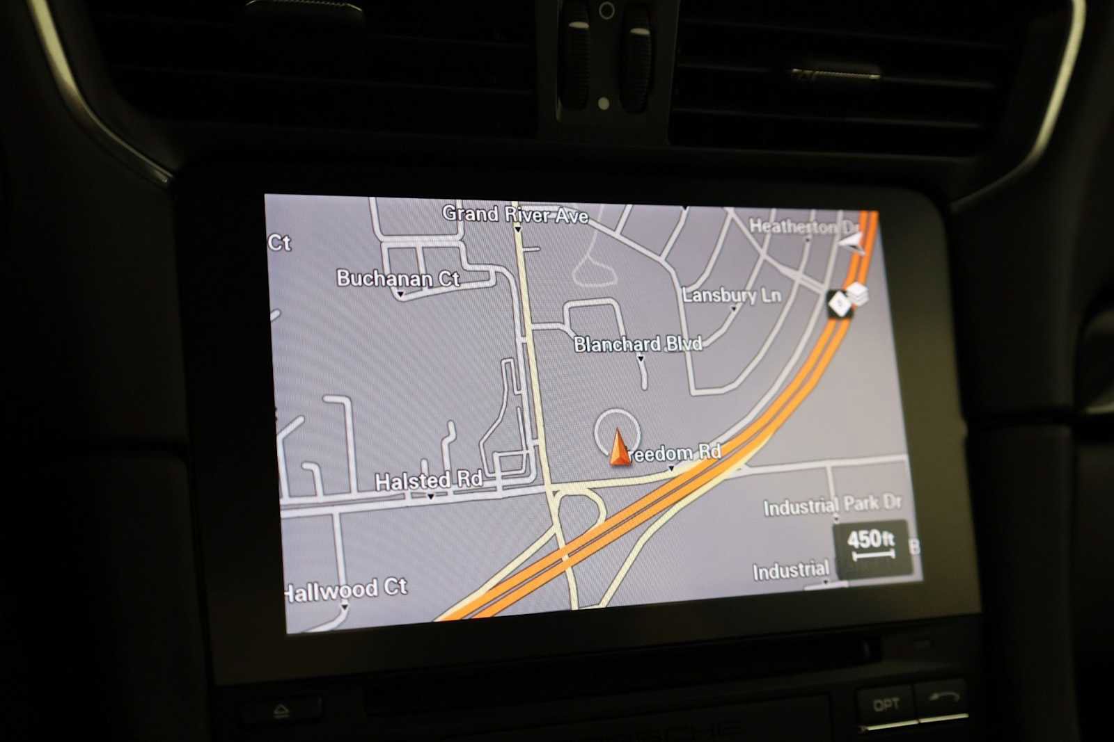 Used 2019 Porsche 911 Turbo image 32