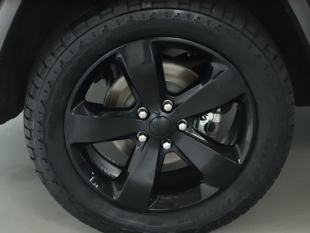 Used 2014 Jeep Grand Cherokee Altitude AWD/4WD image 12