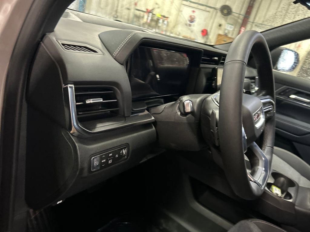 New 2026 GMC Terrain Elevation w/ Technology Package II AWD/4WD image 27