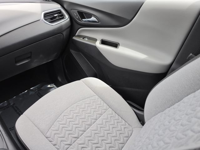 Used 2023 Chevrolet Equinox LS w/ LS Convenience Package FWD image 16