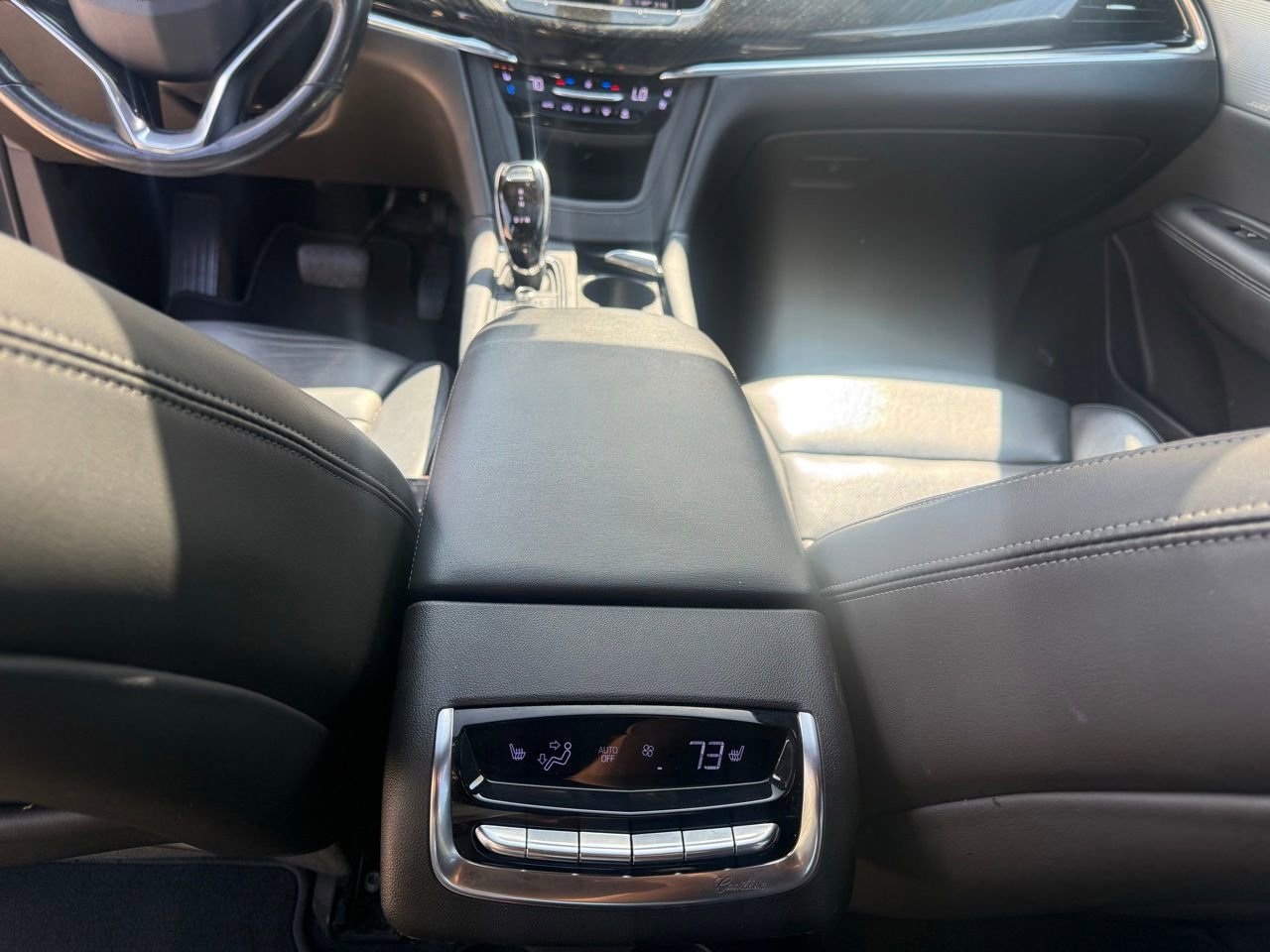 Used 2020 Cadillac XT6 Premium Luxury AWD/4WD image 8
