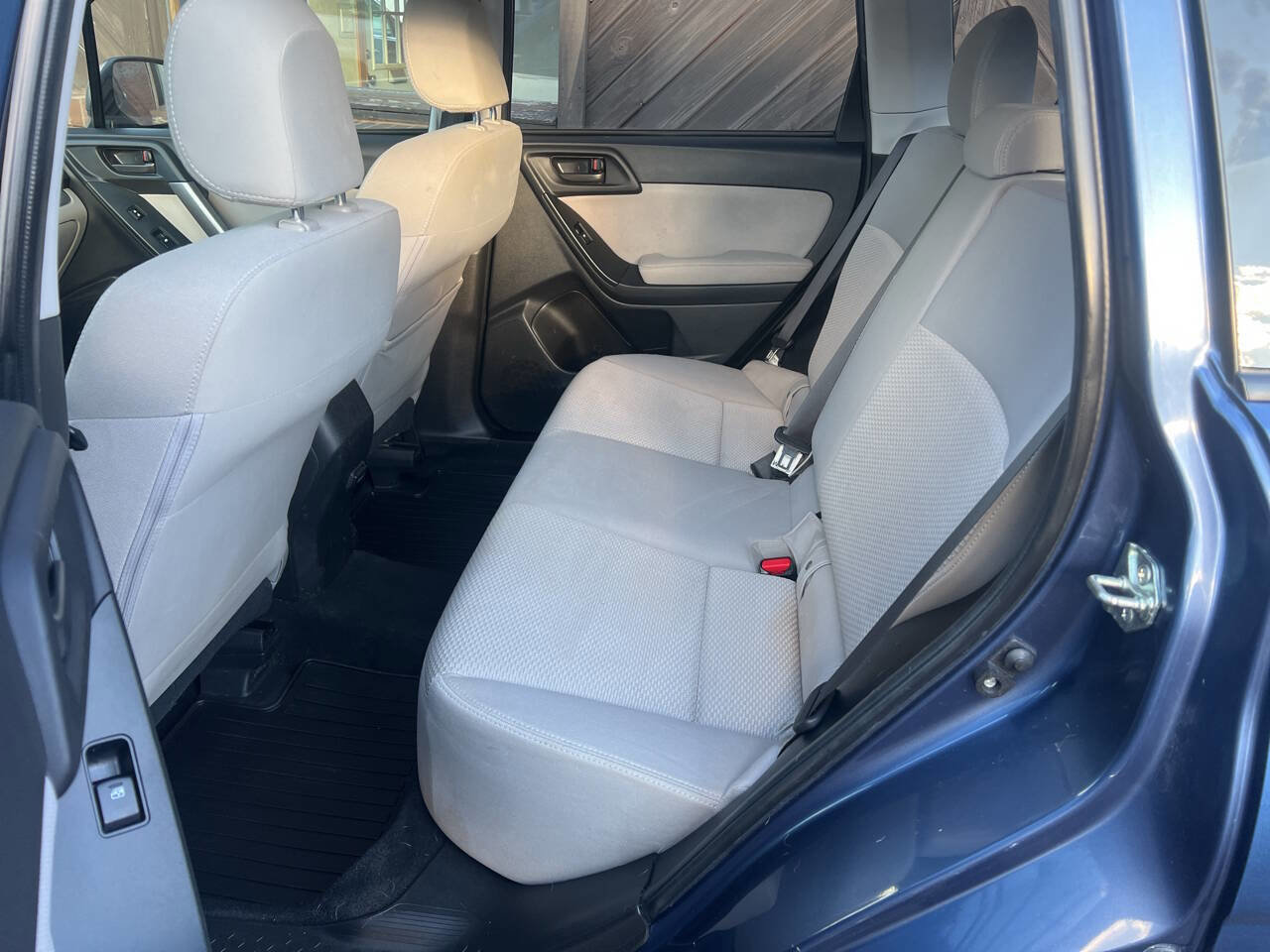 Used 2014 Subaru Forester 2.5i image 15