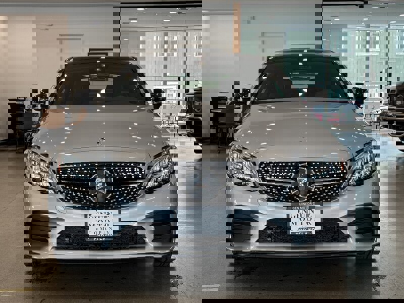 Used 2023 Mercedes-Benz C 300 4MATIC Coupe image 2