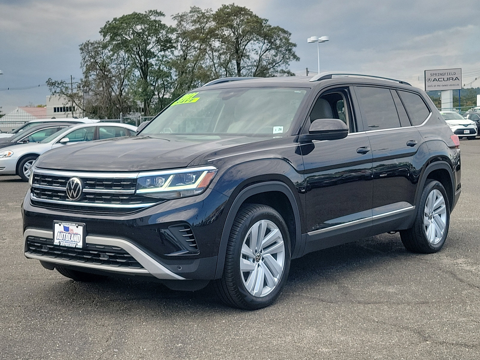 Used 2021 Volkswagen Atlas SEL image 3