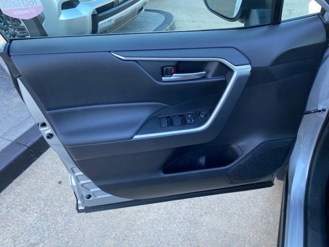 Certified 2025 Toyota RAV4 XLE image 15