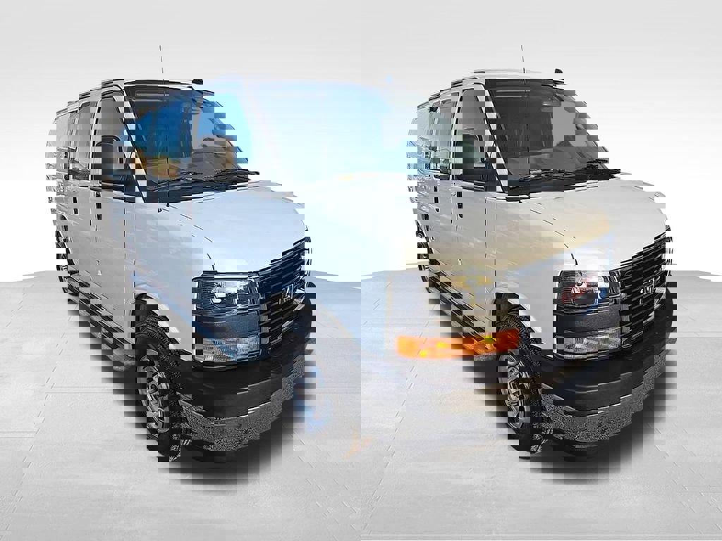 Used 2024 GMC Savana 2500 w/ Driver Convenience Package image 1