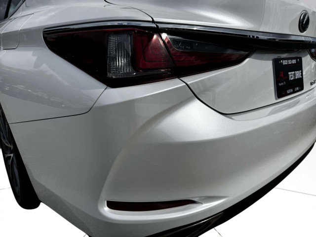 Used 2023 Lexus ES 350 image 14