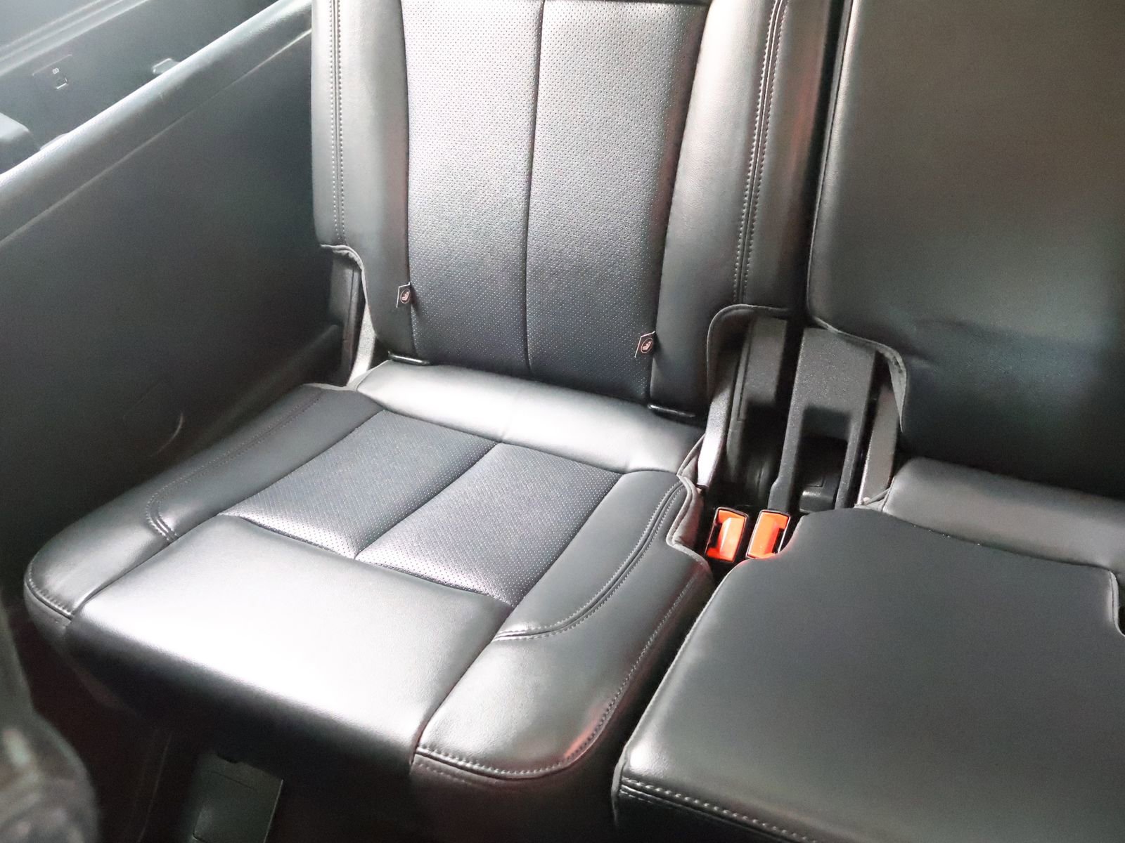 Used 2024 Ford Expedition XLT AWD/4WD image 49
