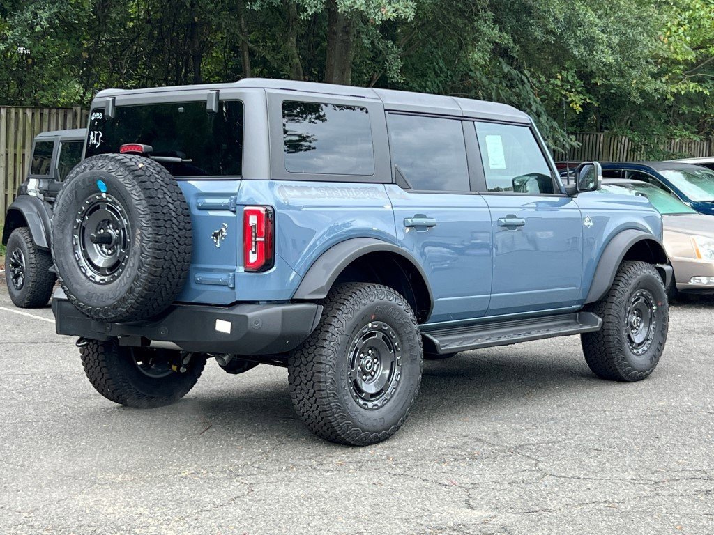 New 2025 Ford Bronco Outer Banks w/ Sasquatch Package image 4