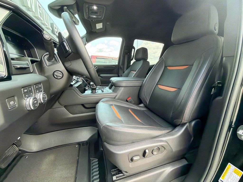 Used 2024 GMC Sierra 1500 AT4 w/ Technology Package AWD/4WD image 16