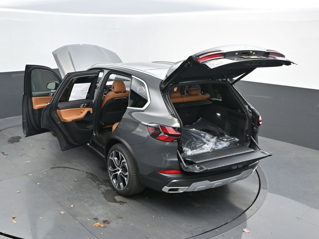 New 2026 BMW X5 sDrive40i w/ Parking Assistance Package RWD image 59