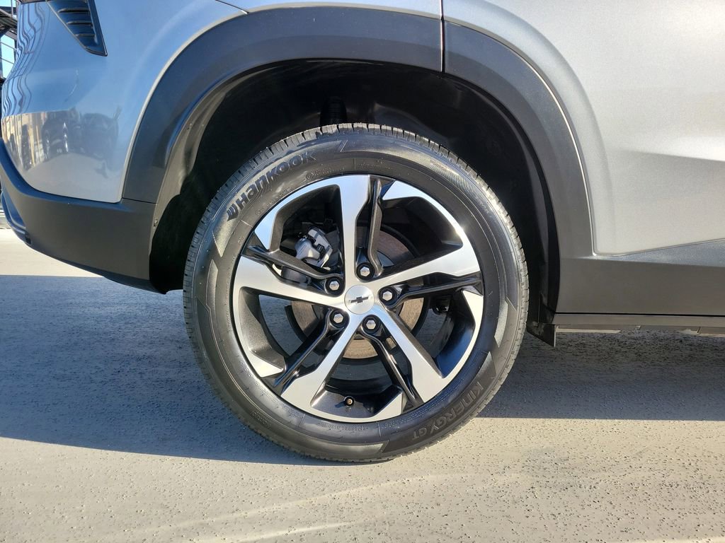 Used 2024 Chevrolet Trax RS w/ Sunroof Package image 5