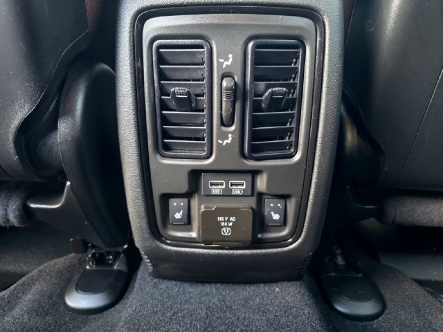 Used 2023 Dodge Durango GT AWD/4WD image 17