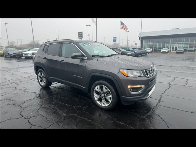 Used 2020 Jeep Compass Limited image 2