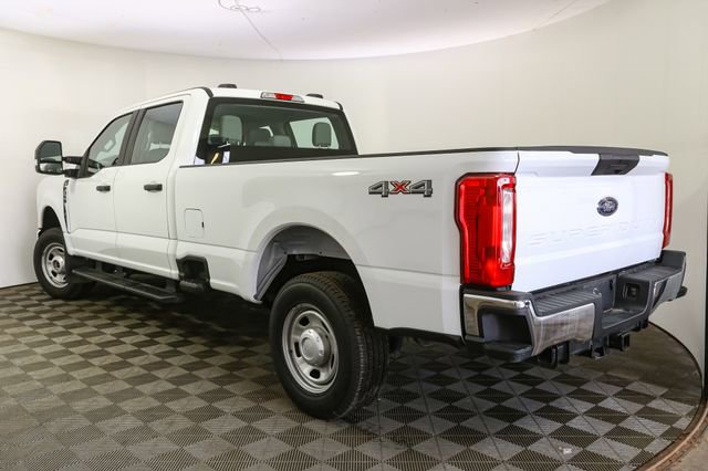 Used 2024 Ford F350 XL w/ FX4 Off-Road Package image 9