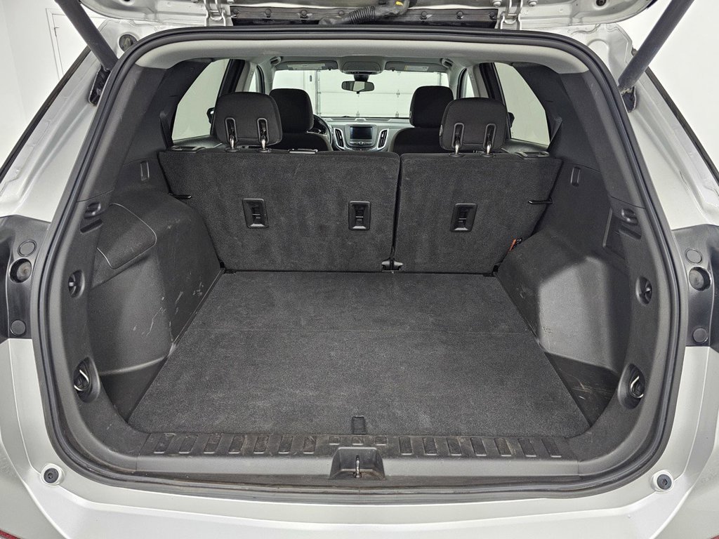 Used 2020 Chevrolet Equinox LT w/ Driver Convenience Package FWD image 27