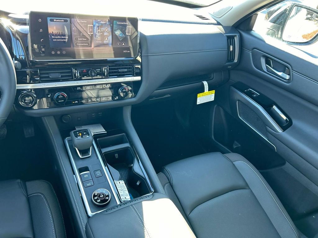 New 2026 Nissan Pathfinder SL w/ SL Premium Package AWD/4WD image 25