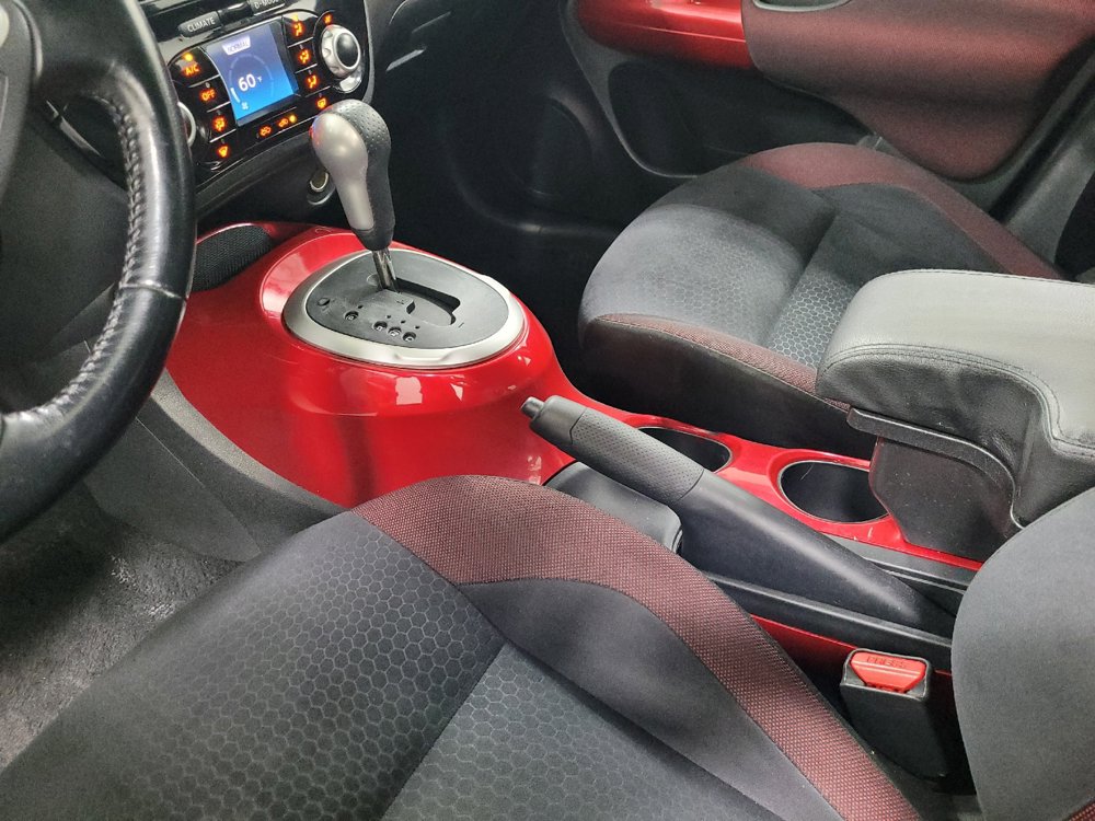Used 2015 Nissan Juke SV w/ Cold Weather Package AWD/4WD image 26