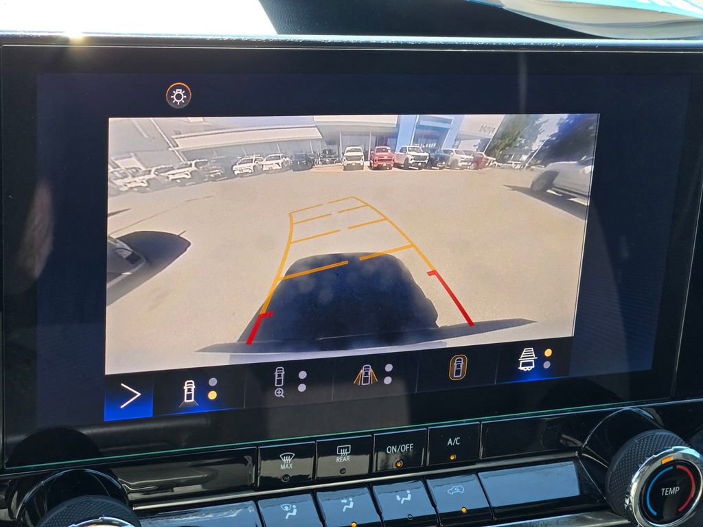 Used 2023 Chevrolet Colorado Trail Boss w/ Technology Package image 15