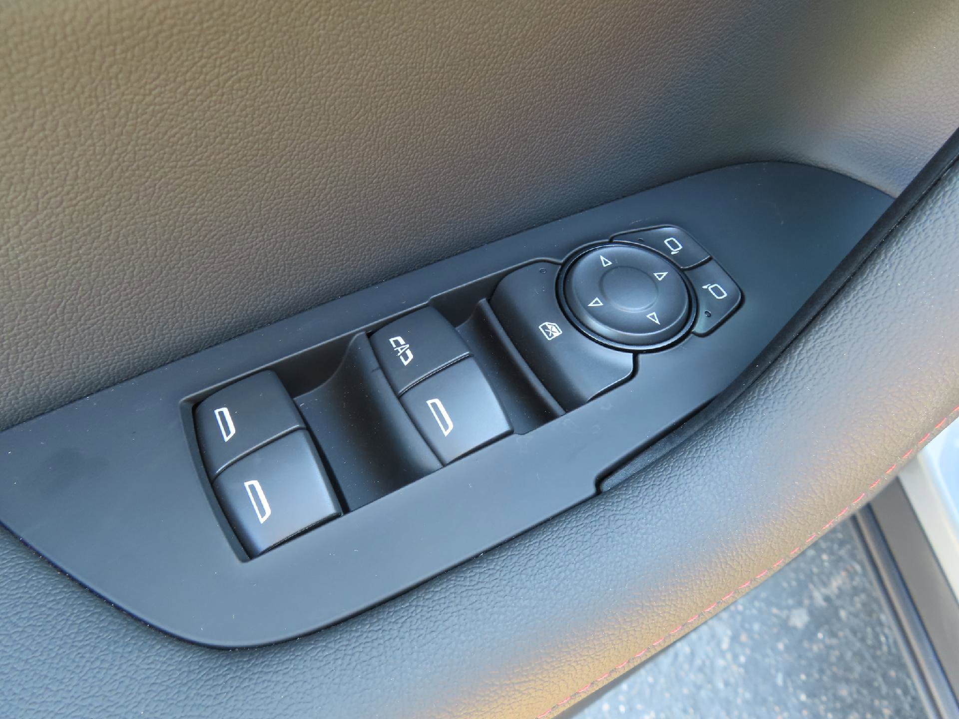 New 2025 Chevrolet Blazer RS w/ Driver Confidence II Package image 13