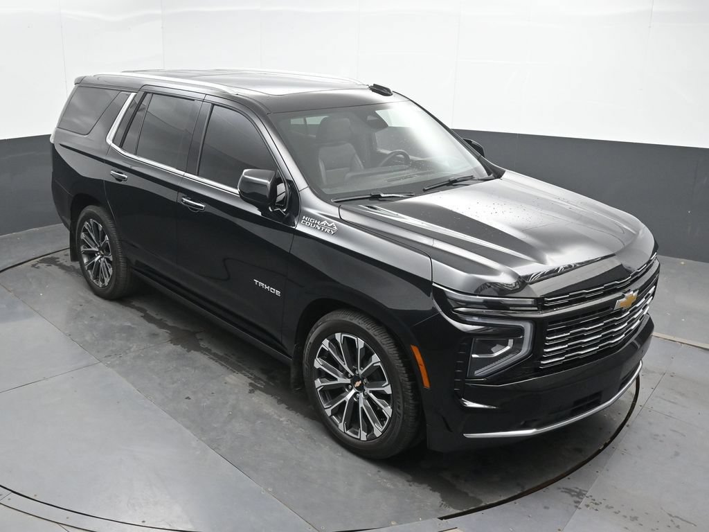 Used 2025 Chevrolet Tahoe High Country AWD/4WD image 35