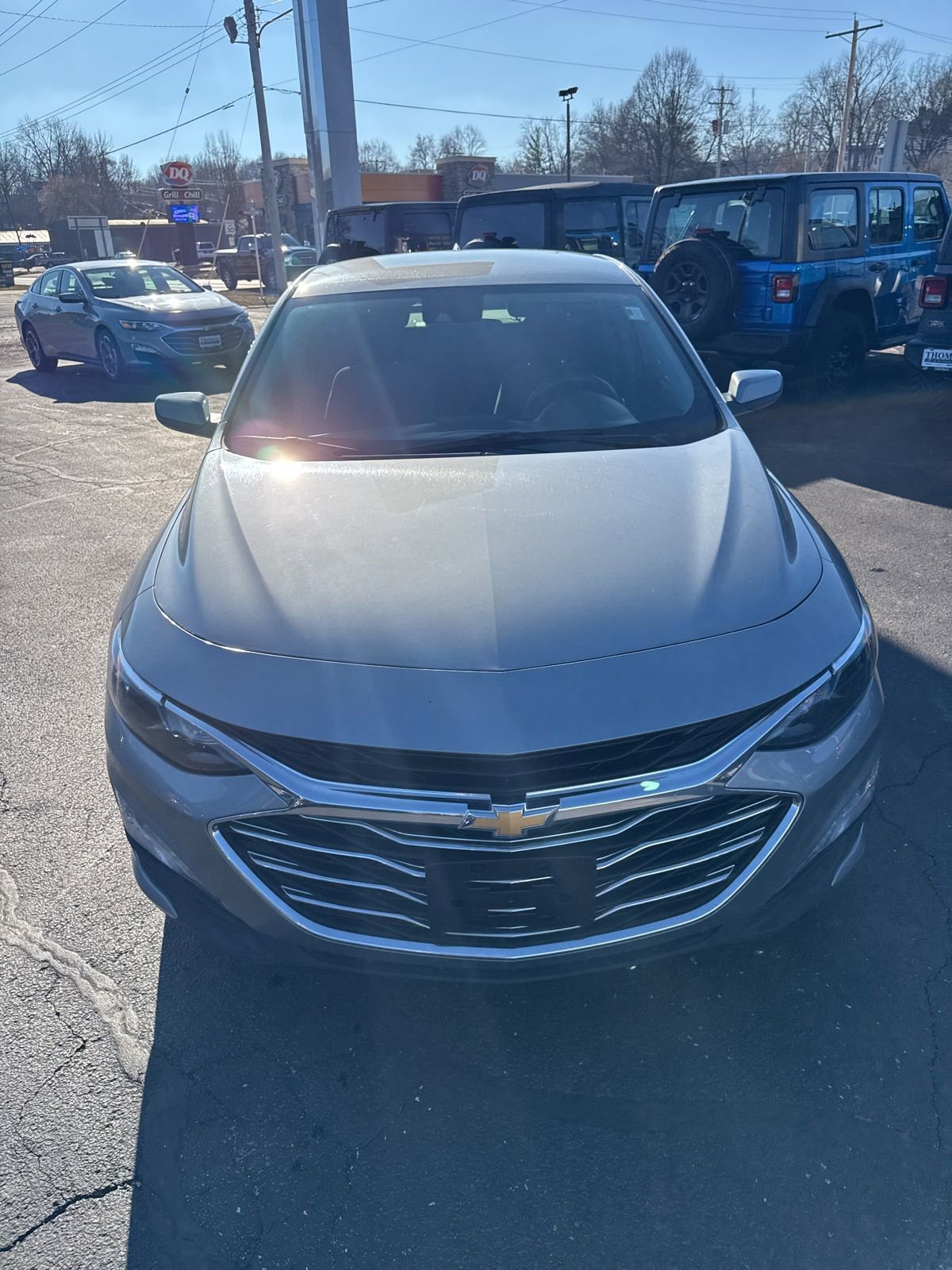 Used 2024 Chevrolet Malibu LT image 3