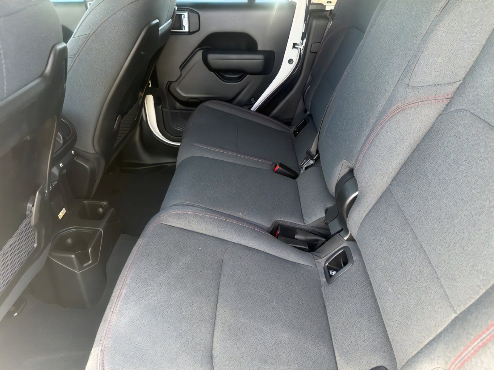 Used 2024 Jeep Gladiator Rubicon w/ Convenience Group image 14