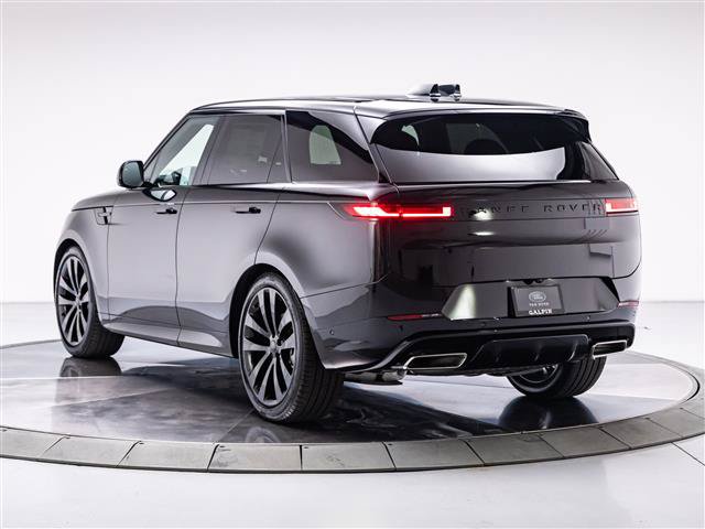 New 2027 Land Rover Range Rover Sport Dynamic SE AWD/4WD image 3
