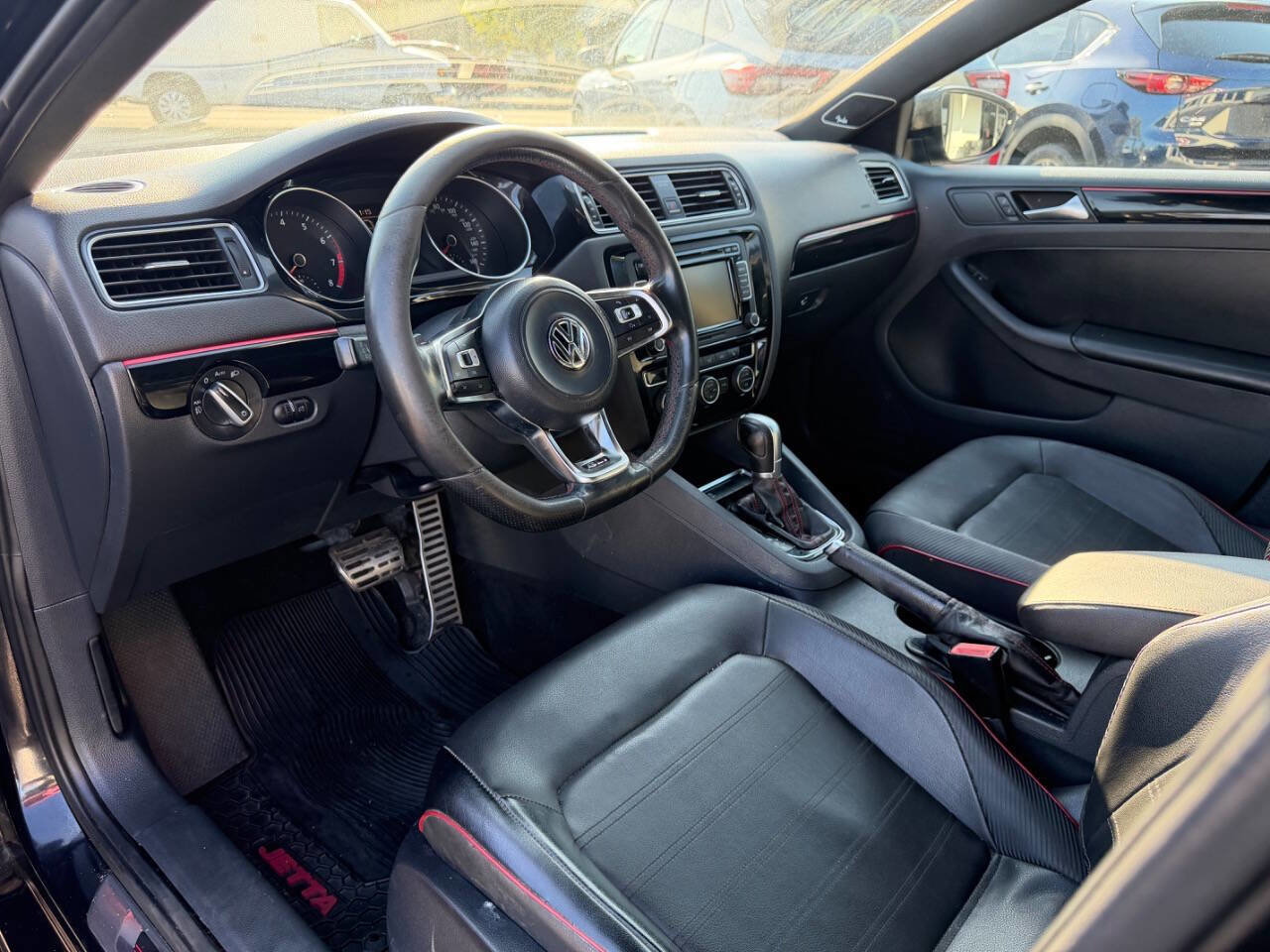 Used 2015 Volkswagen Jetta GLI SE FWD image 9