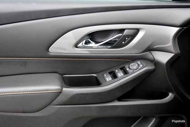 Used 2020 Chevrolet Traverse LT FWD image 9