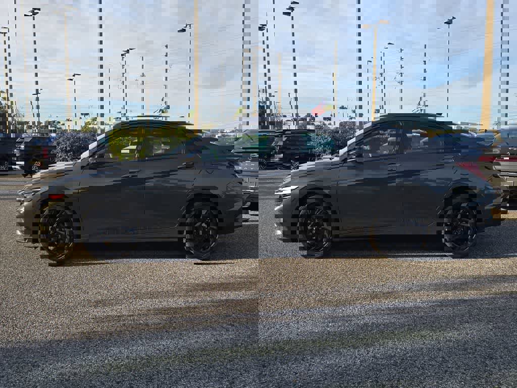 New 2026 Hyundai Elantra Sport image 3