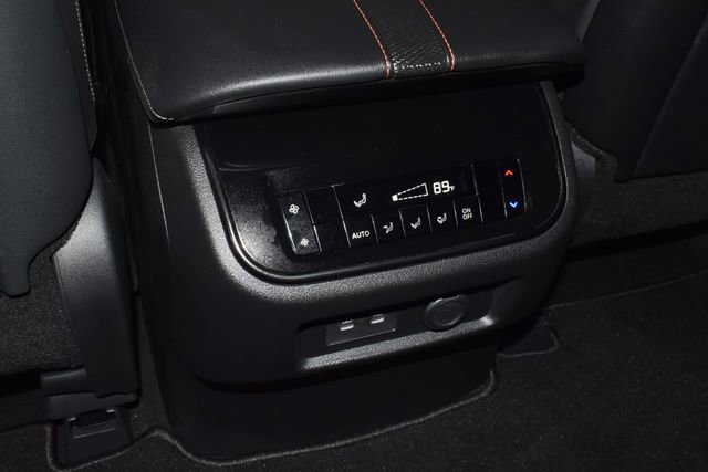 Used 2025 Nissan Armada PRO-4X image 32