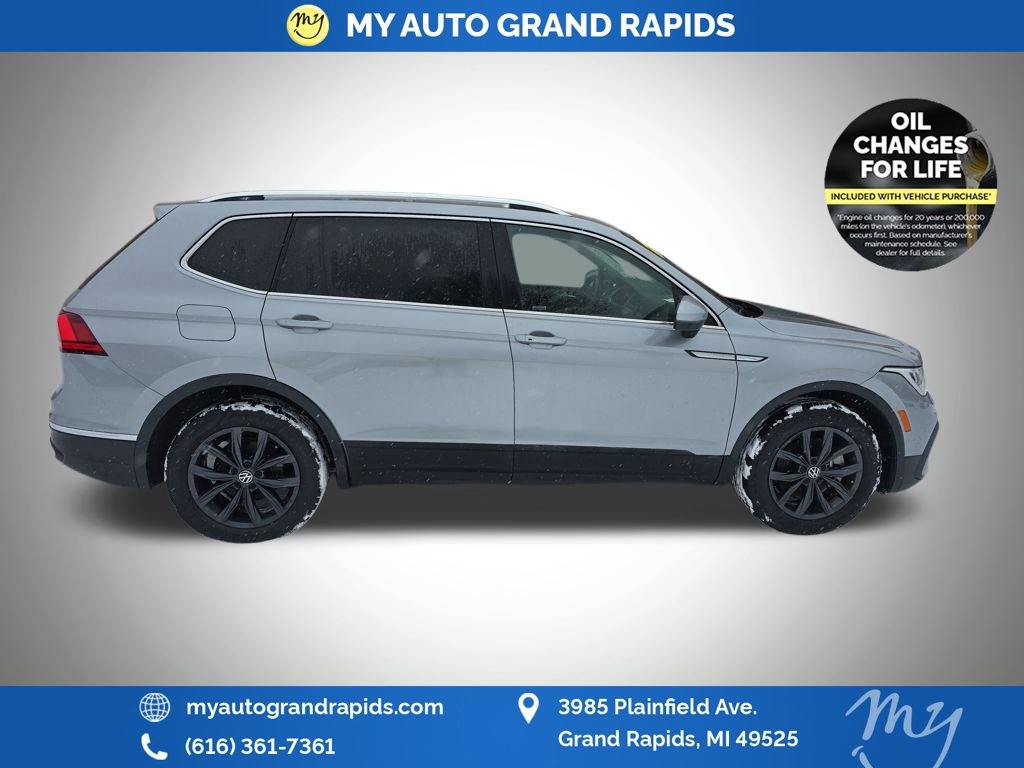 Used 2022 Volkswagen Tiguan SE image 8