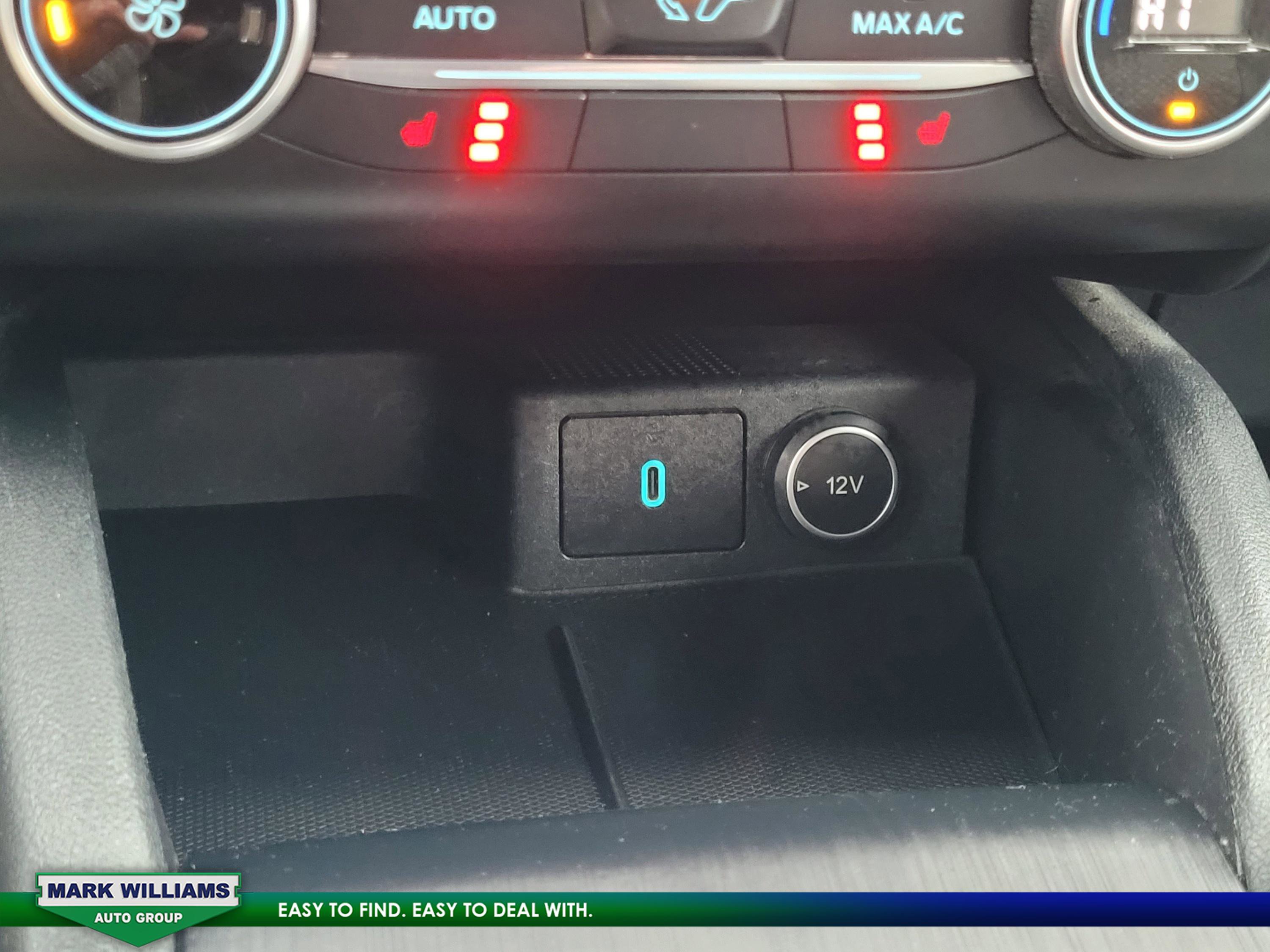 Certified 2020 Ford Escape SE image 26