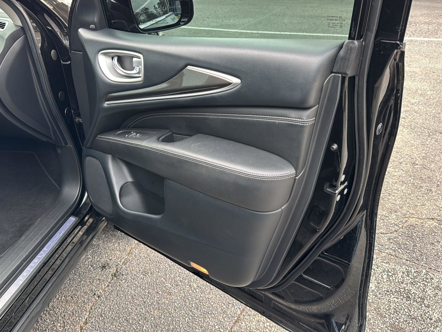 Used 2019 INFINITI QX60 Luxe image 12