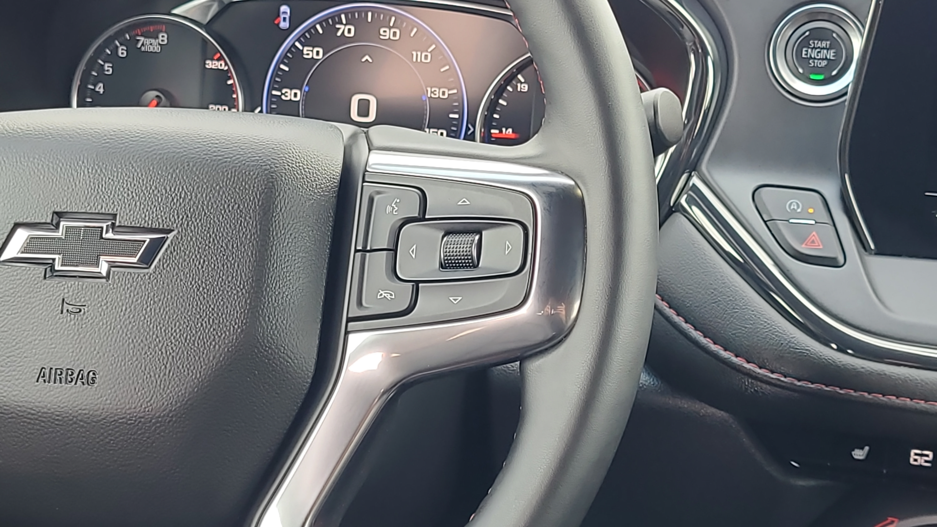 Used 2025 Chevrolet Blazer RS FWD image 12
