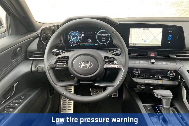 New 2025 Hyundai Elantra SEL image 14