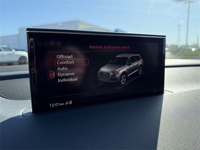 Used 2018 Audi Q7 3.0T Prestige w/ Prestige Package image 23